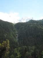 09.07.28 033 Cascade en dessus de Chamonix.JPG